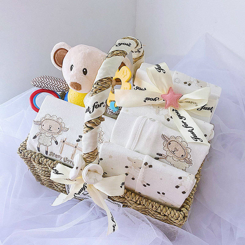 Wunderschönes Baby Geschenkset inkl. Geschenkkorb